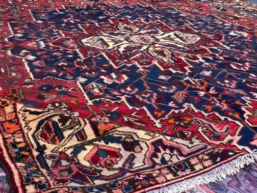 Antique Afghan Caucasian Medallion Rug – 304 x 380 cm | 1960s Hand-Knotted Wool