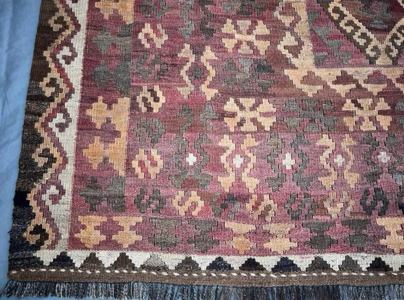 Handmade Afghan Kilim Rug – Geometric Tribal Design 285 x 203 cm