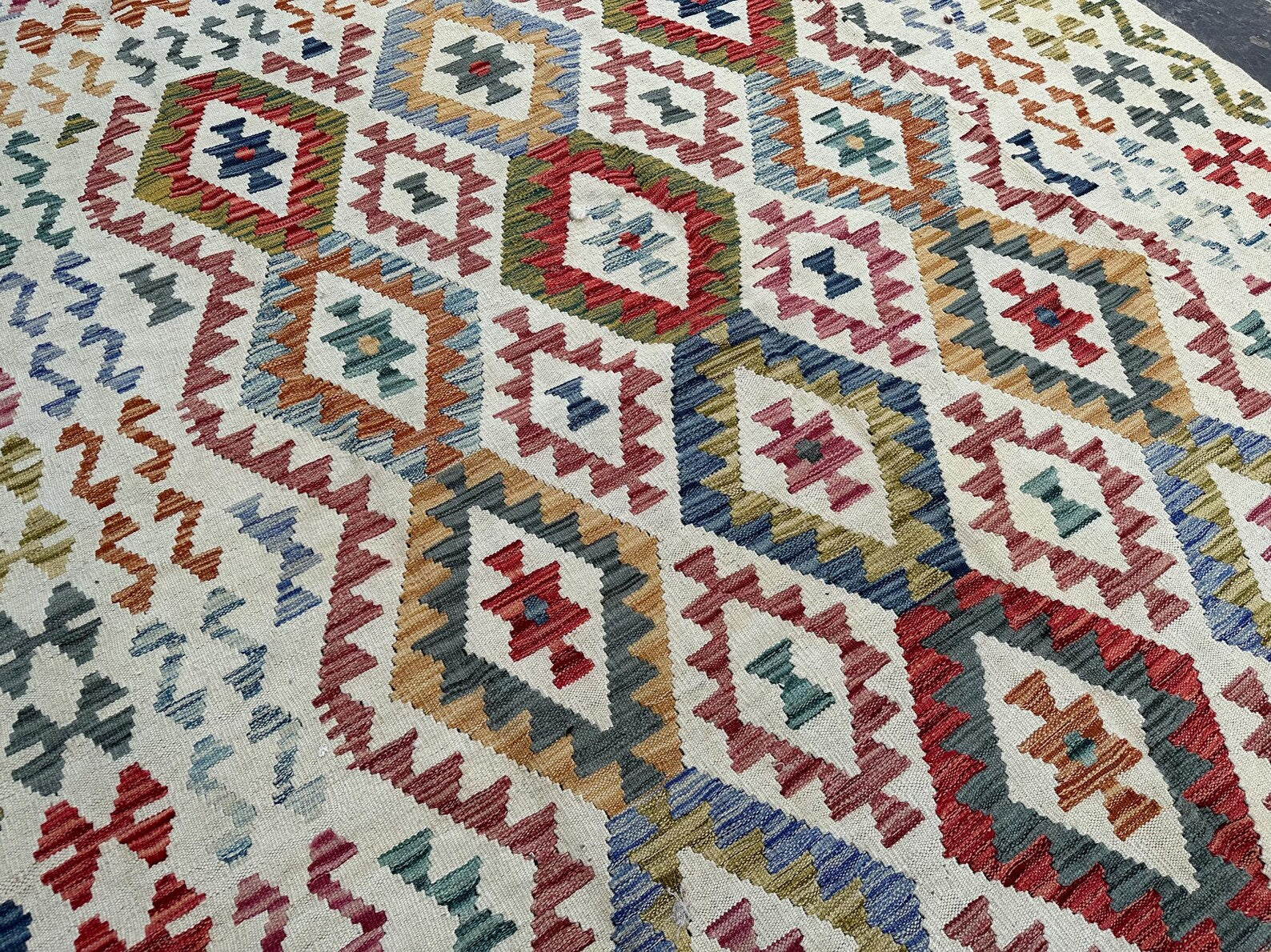 Handmade Afghan Kilim Rug – 210x299 cm | Ivory Base Multicolor Diamond Wool Carpet