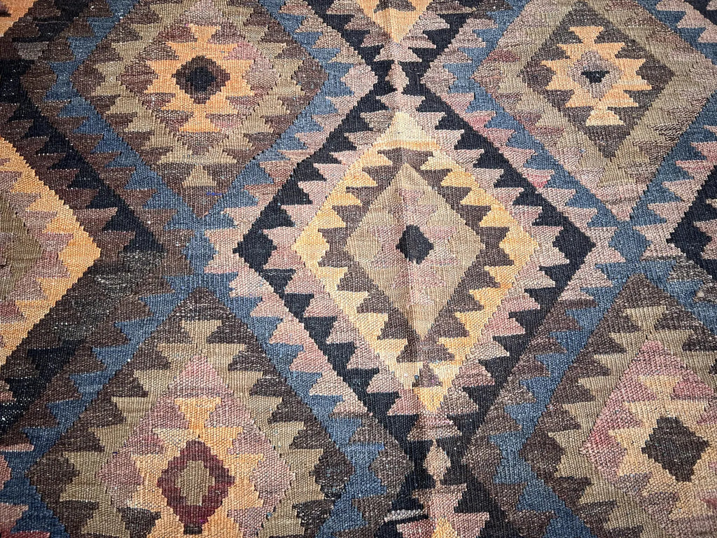 Handmade Afghan Kilim Rug – 192x274 cm | Earth-Tone Tribal Wool Carpet