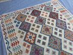 Handmade Afghan Kilim Rug – 185x251 cm | Cream Base Tribal Wool Carpet