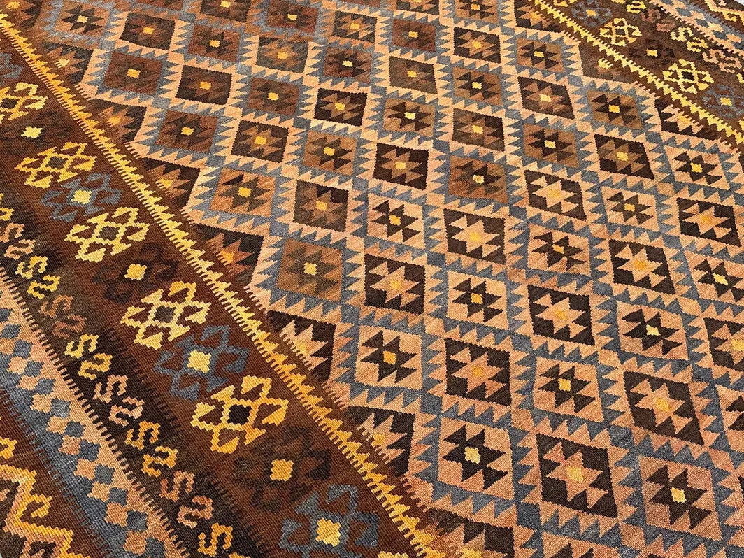Earth-Tone Afghan Kilim Rug – 203 x 307 cm | Vintage Handwoven Wool Carpet