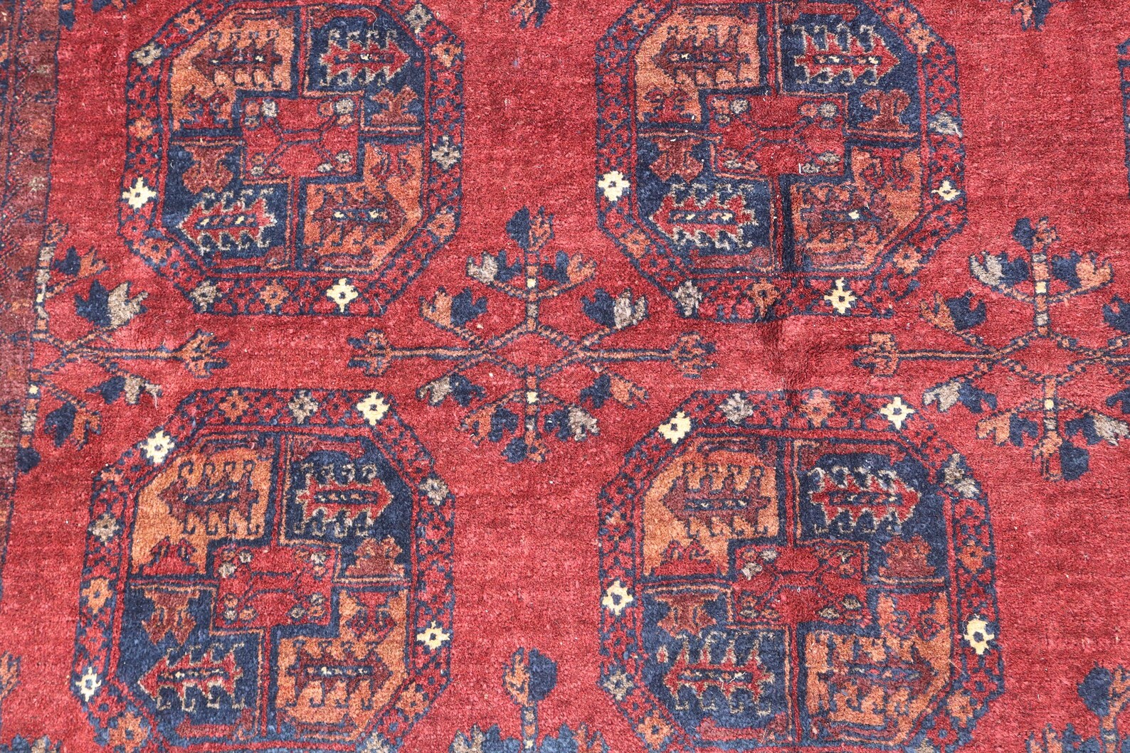 Vintage Baluch Afghan Rug – 223x250 cm | Deep Red Tribal Wool Carpet