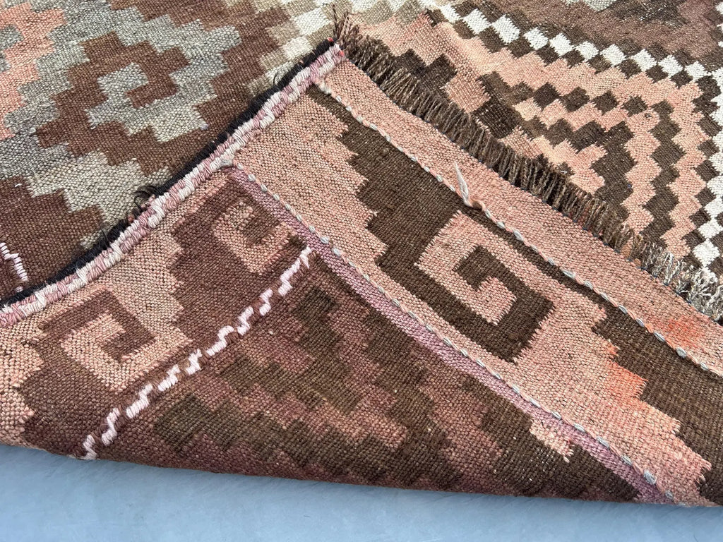 Handmade Afghan Kilim Rug – 196x282 cm | Geometric Tribal Wool Carpet