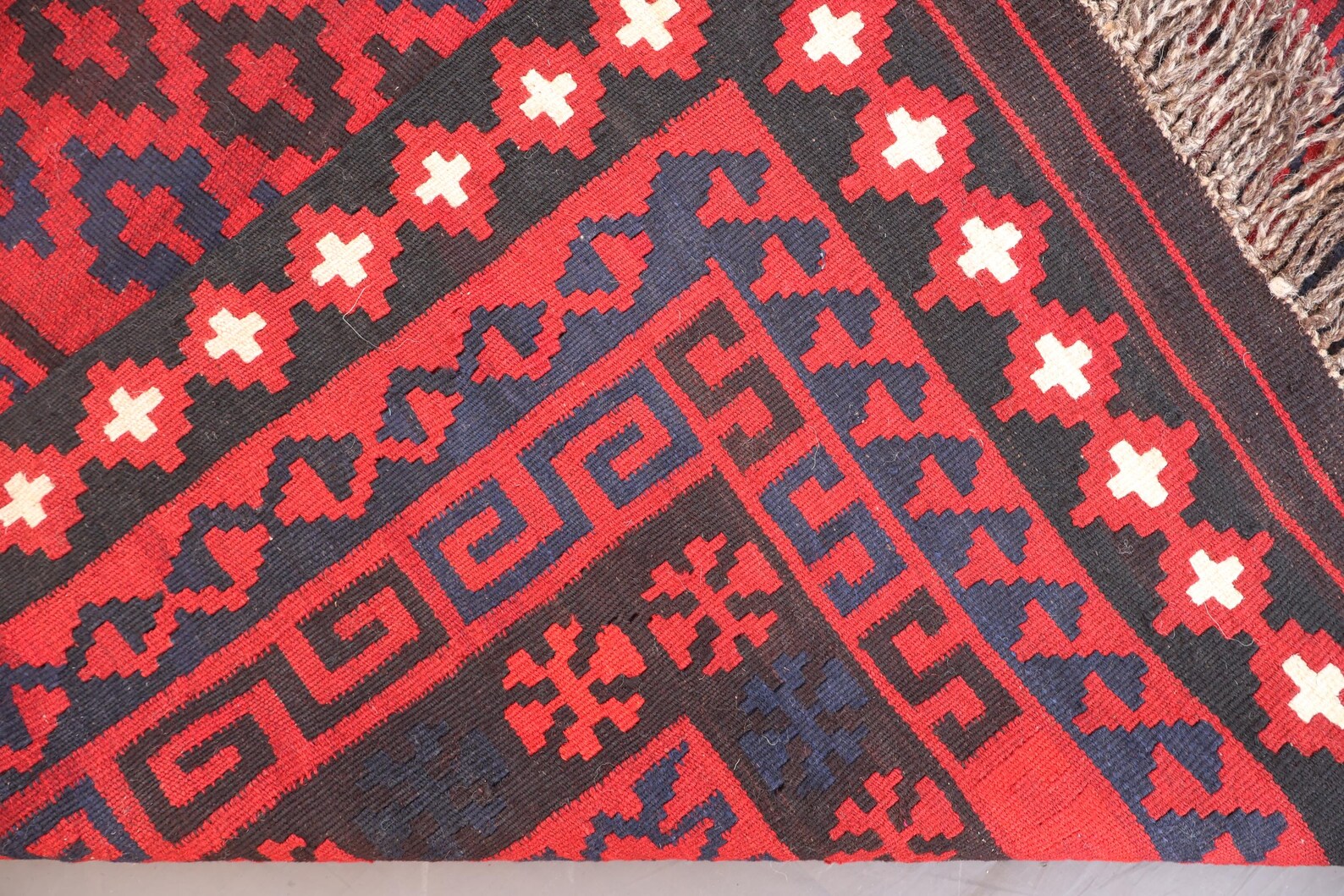 Handmade Afghan Kilim Rug – 183x305 cm | Red & Navy Tribal Wool Carpet