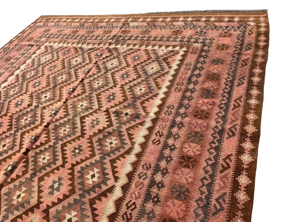 Vintage Style Afghan Kilim Rug – Dusty Rose & Terracotta Geometric Flatweave | Earthy Boho Area Rug | 251 x 378 cm