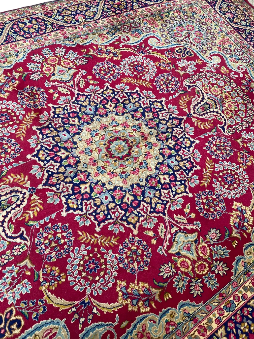 Luxury Persian Style Rug – Ruby Red Floral Medallion Carpet | Classic Oriental Area Rug | 267 x 345 cm